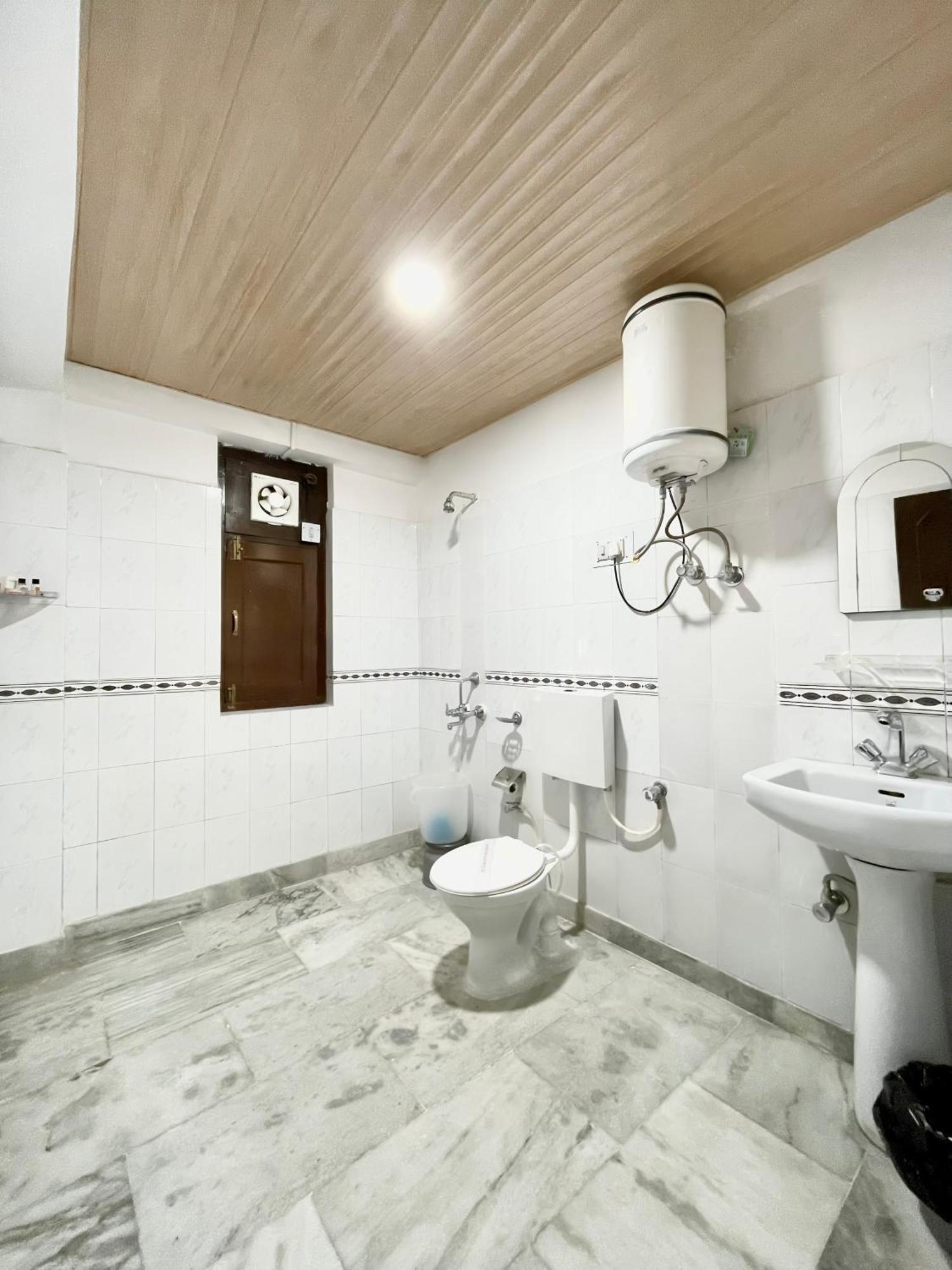 Hotel Rollingrang Кальпа Экстерьер фото