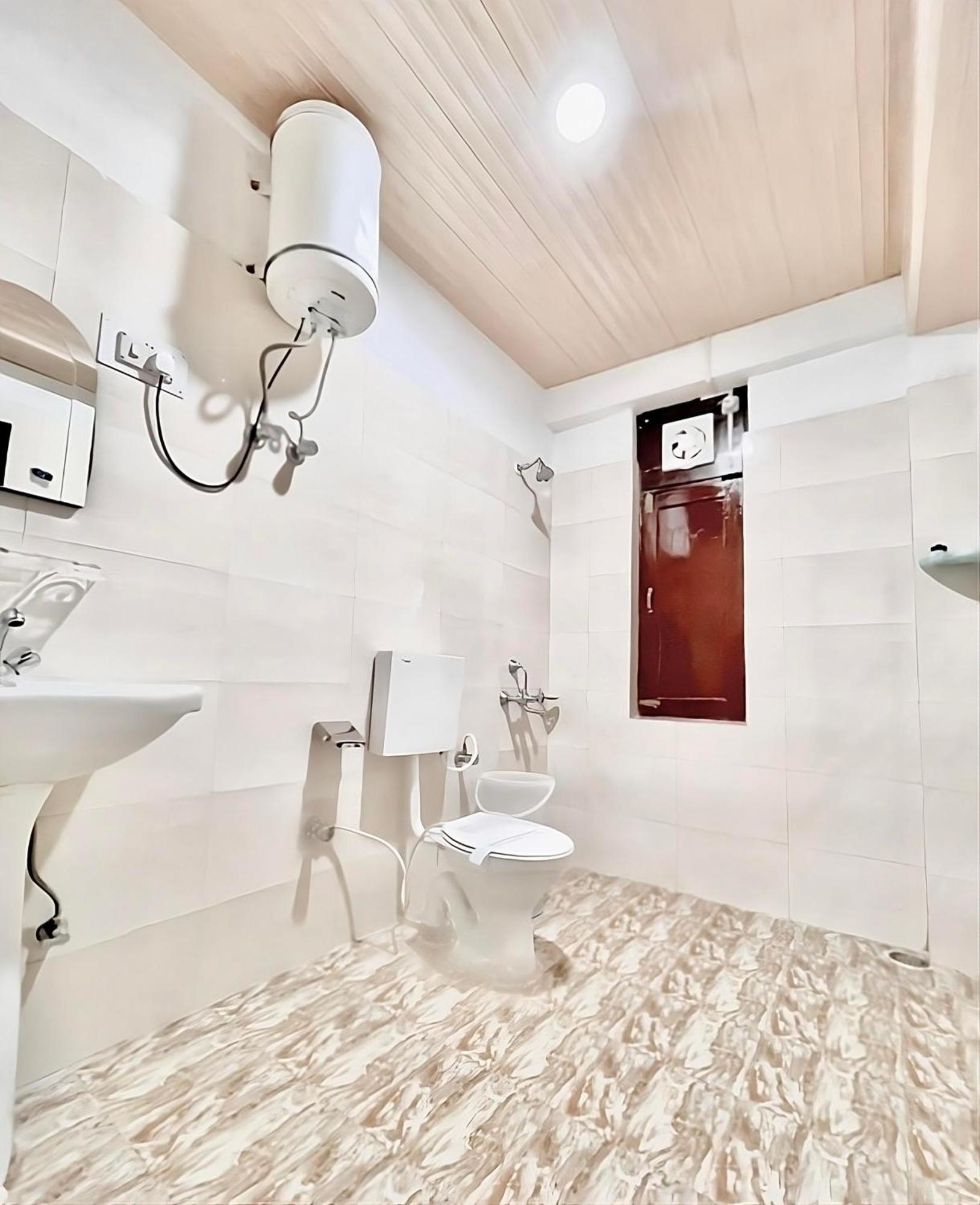 Hotel Rollingrang Кальпа Экстерьер фото