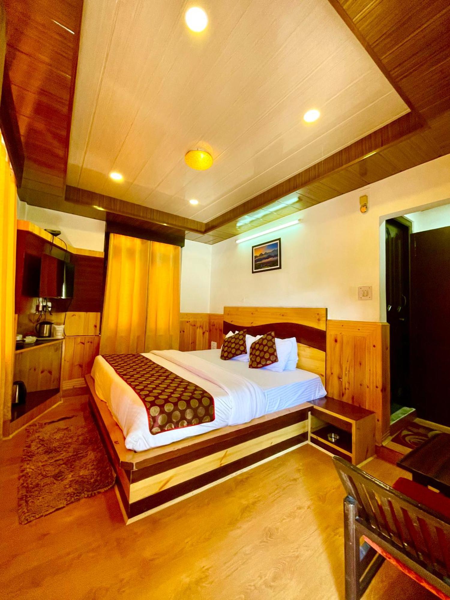 Hotel Rollingrang Кальпа Экстерьер фото