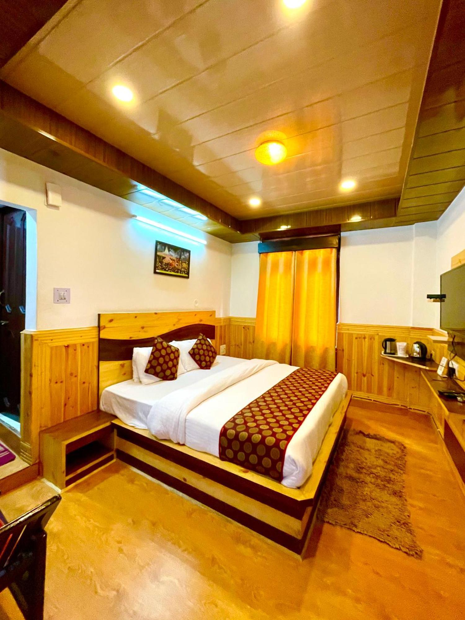 Hotel Rollingrang Кальпа Экстерьер фото